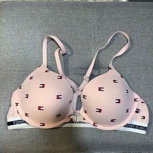 NWOT Tommy Hilfiger bra